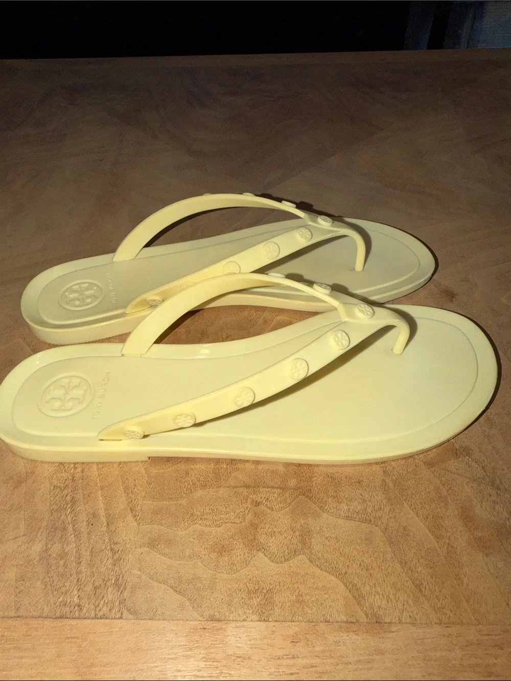 Tory Burch Studded Jelly Thong Flip Flop Sandals Size 8
